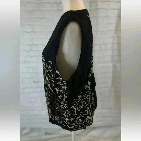 Orchid Lane Best Boho Buddha Hipster Vest Woman’s Size S/M Black Gold buttons - Picture 4 of 15